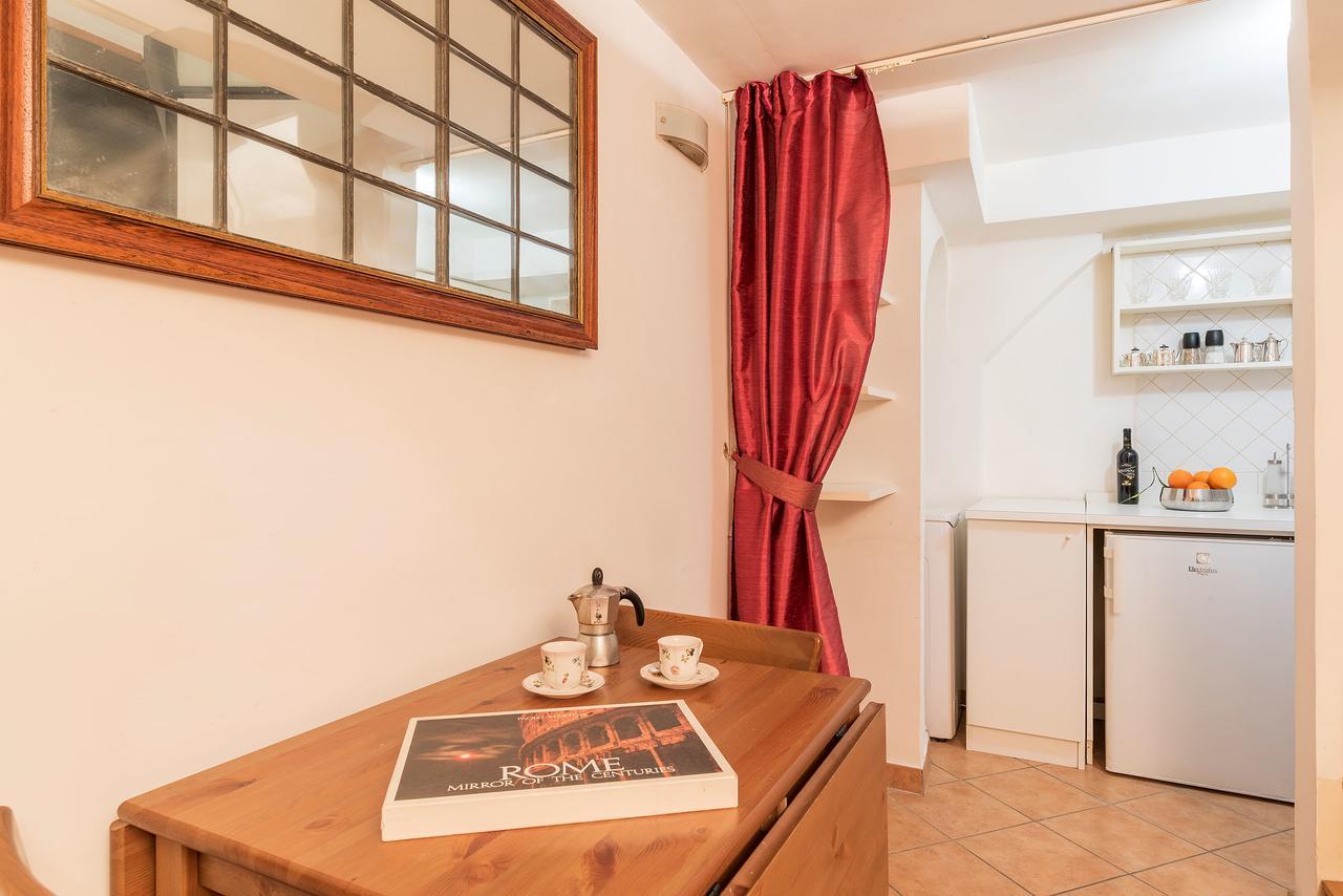 Sweet Little Suite Near Pantheon 로마 외부 사진
